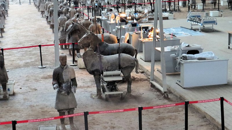 D (29) Conservators at work in Pit 1.JPG
